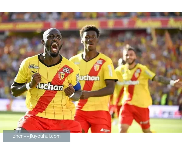 朗斯主帅海瑟确认离任转投尼斯法甲格局或迎来新变局挑战未来走向